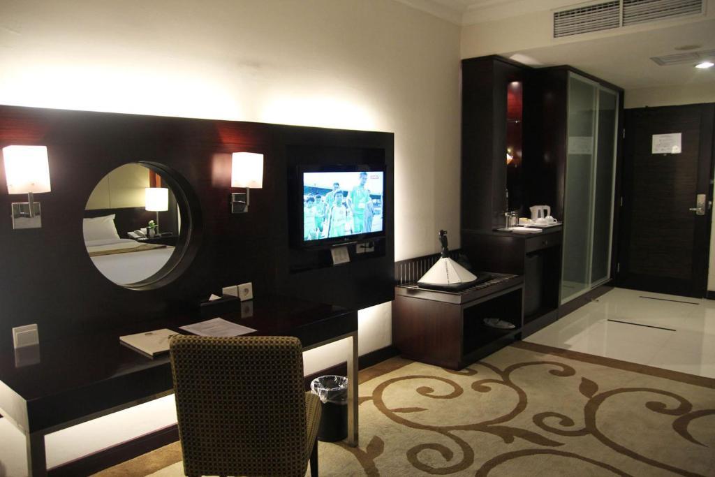 Premier Basko Hotel Padang (Sumatra) Quarto foto