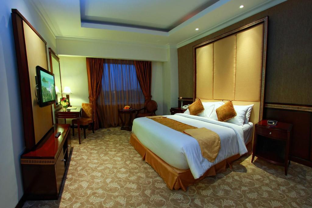 Premier Basko Hotel Padang (Sumatra) Quarto foto