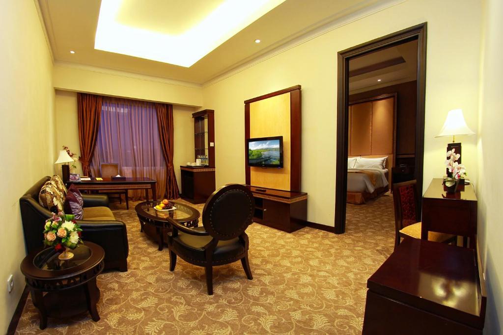 Premier Basko Hotel Padang (Sumatra) Exterior foto